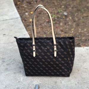 Guess bag